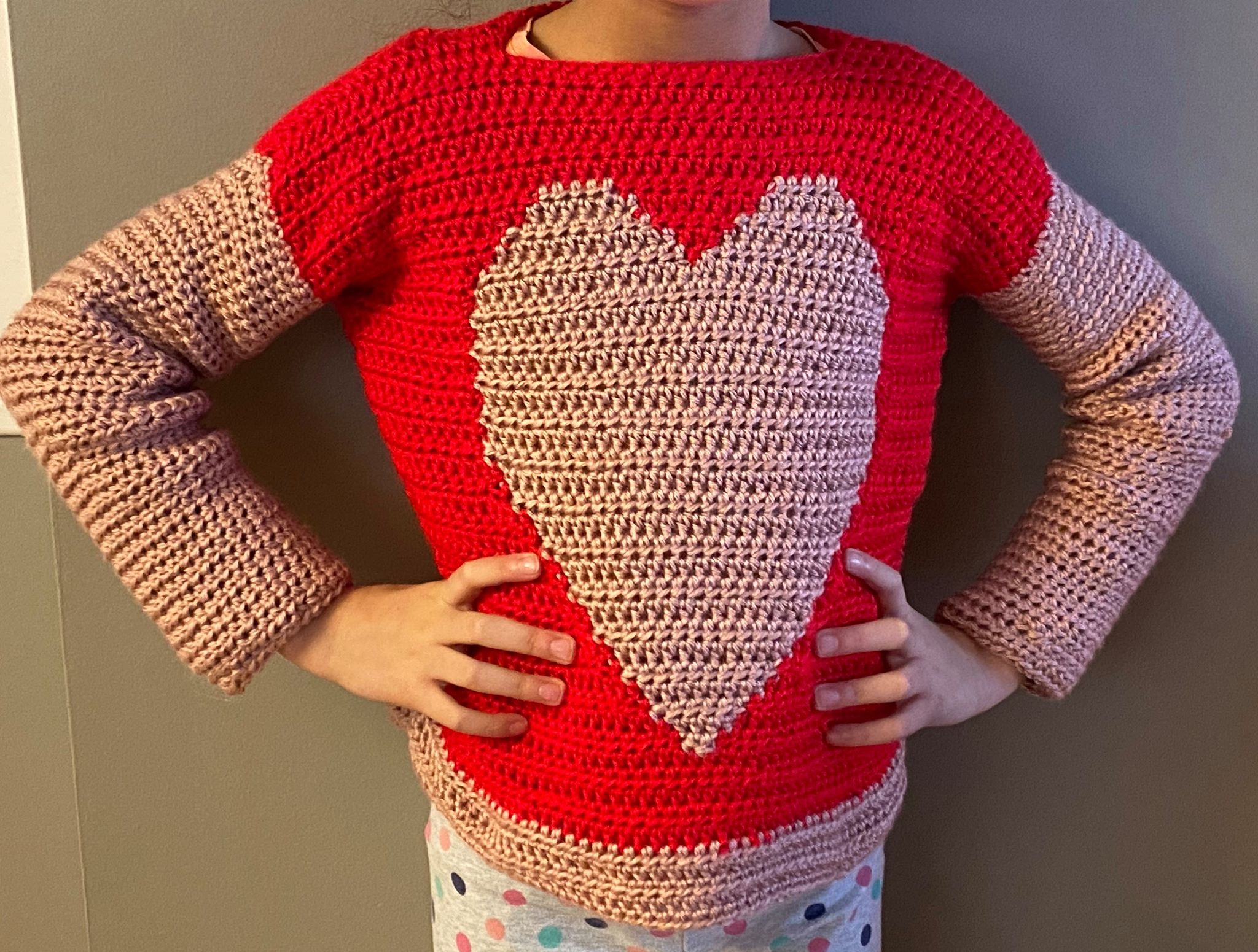 crochet, crochet sweater, crochet sweater pattern, crochet valentine sweater, valentine crochet pattern, free crochet sweater pattern