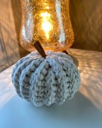 crochet pumpkin, pumpkin, pumpkin spice, crochet pumpkin pattern, how to crochet a pumpkin, easy crochet pumpkin pattern, crochet pumpkin video tutorial