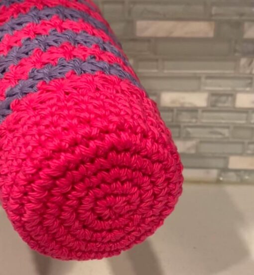 crochet tumbler sleeve with bottom